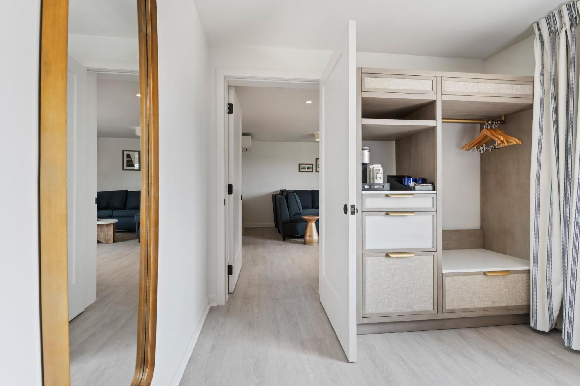 Greyfinch Chatham Inn المظهر الخارجي الصورة